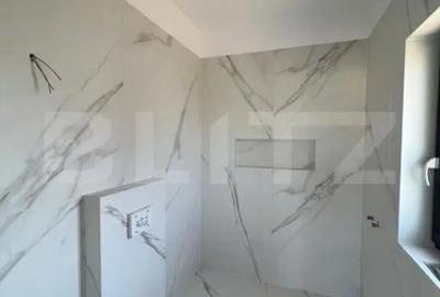 Casă cu 4 camere cu Teren 300 Mp în Central - 1