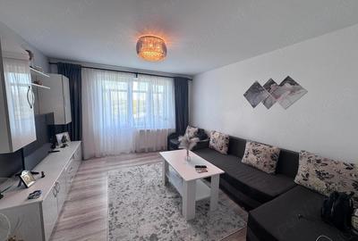 Apartament cu 4 camere decomandat în Central - 2