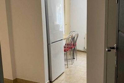 Apartament cu 2 camere semidecomandat în Progresul - 8