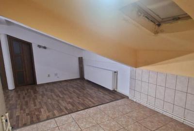 Apartament 3 camere decomandat Aleea 1 ?imnic, mansard? - 6