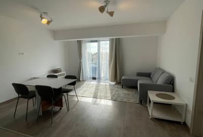 Apartament cu 2 camere semidecomandat, mobilat în Apărătorii Patriei