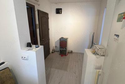 Vand apartament 2 camere decomandat zona City Mall Targu jiu - 8