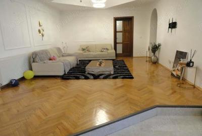 Casa frumoasa in Gradiste aproape de Biserica Ortodoxa - 3