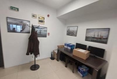 Centru - Bd. Mamaia , spatiu IDEAL BIROURI in cladire reprezentativa , 240 mp. - 4