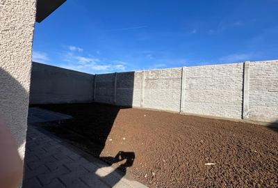 Duplex cu 4 camere cu Canalizare în Prelungirea Ghencea - 30