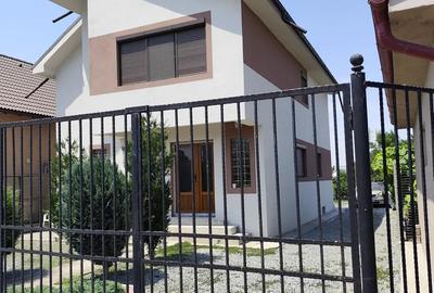 Casă cu 5 camere cu Teren 250 Mp în Agigea - 5