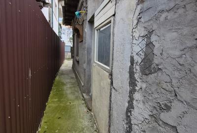 Inel II -Coiciu -scoala generala 39 -casa chirpic 77 mp +teren 236 mp - 5