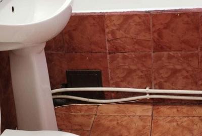 Garsonieră decomandată în Cetate - 4