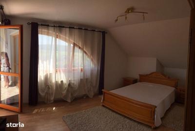 Casă cu 4 camere cu Teren 800 Mp în Livezeni - 10