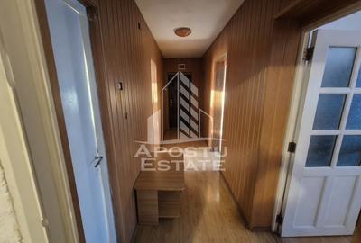 Apartament cu 4 camere decomandat în Giarmata - 1