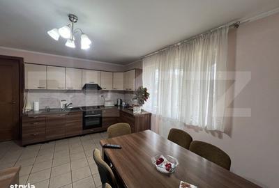 Casă cu 7 camere cu Teren 1000 Mp în Unirea - 2