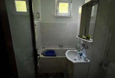 Proprietar, vand apartament doua camere - 1