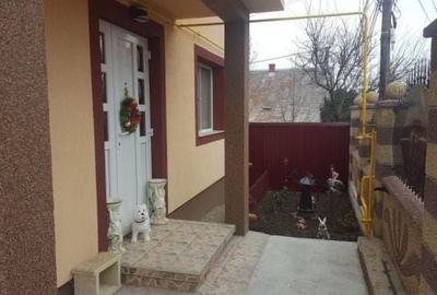 Casă cu 4 camere în Central - 6