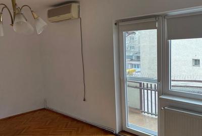 Apartament cu 3 camere decomandat în Central - 4