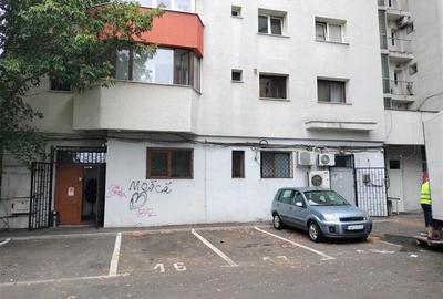 Spațiu comercial, de 4,900 mp, în Central - 3