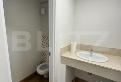 Spațiu comercial, de 20 mp, în Central - 3