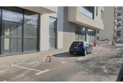 Spațiu comercial, de 161 mp, în Titan - 1