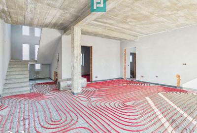Casă cu 6 camere cu Teren 1800 Mp în Central - 20