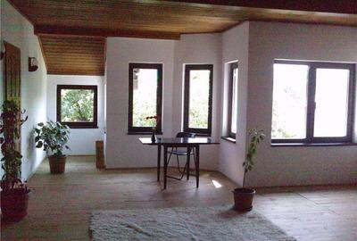 Casă cu 4 camere în Ciugud - 1