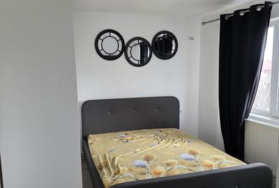 Apartament cu 3 camere semidecomandat în Hipodrom - 2