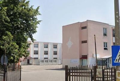 Apartament cu 3 camere decomandat în Trivale - 1