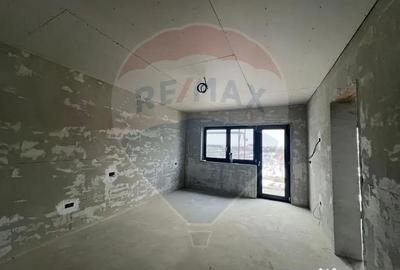 Casă cu 5 camere cu Teren 500 Mp în Central - 12