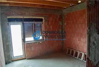 Casă cu Teren 600 Mp în Peco - 3