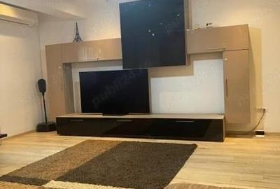 Apartament cu 3 camere decomandat, mobilat în Primo