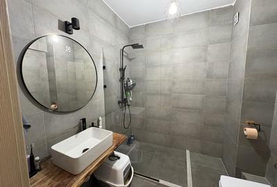 Apartament cu 2 camere decomandat în Apărătorii Patriei - 7
