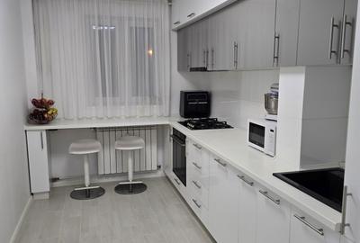 Apartament cu 4 camere semidecomandat, mobilat în Gorjului - 7