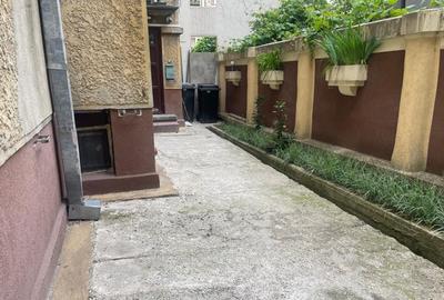 Apartament cu 4 camere decomandat în Unirii - 16