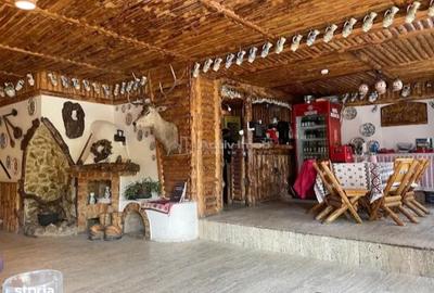 Spațiu comercial, de 1,000 mp, în Central - 8