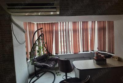 Apartament cu 4 camere decomandat în Central - 12