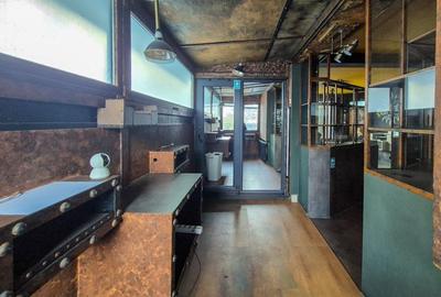 Spatiu comercial - 162mp / Parcari - zona Platinia - 2