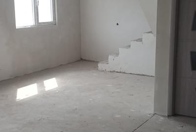 Casă individuală cu 5 camere cu Canalizare în Lumina - 4