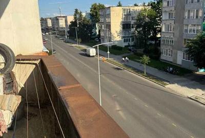 Apartament cu 2 camere decomandat în Central - 3