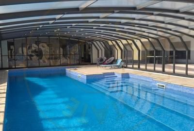 Casa cu jacuzzi, piscina incalzita si crama unde fiecare zi e o petrecere de lux - 9