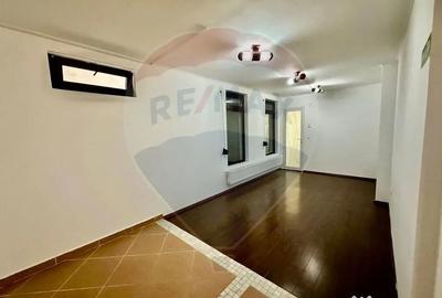 Spațiu comercial, de 100 mp, în Nord