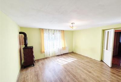 Casă cu 3 camere cu Teren 300 Mp în Dancu - 4