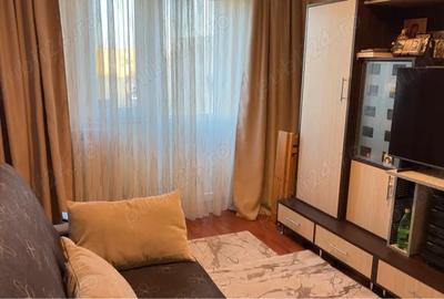 Apartament cu 2 camere semidecomandat în Crihala