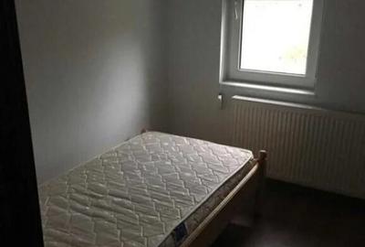 3 camere in zona Steaua