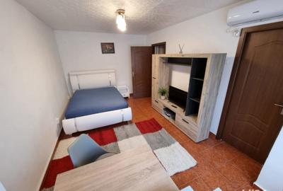Garsonieră decomandată în Lipovei - 3