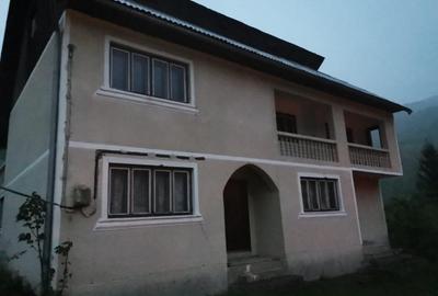 Casă individuală cu 4 camere cu Teren 39927 Mp în Valea Vișeului - 8