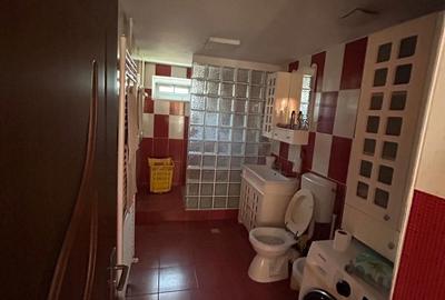 Casă cu 3 camere în Central - 1
