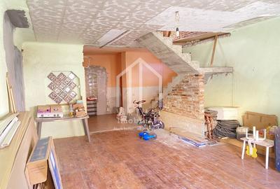 Casa de vanzare in Sibiu cu 2 apartamente  si gradina de 147 Casa de vanzare in Sibiu cu 2 apartamente  si gradina de 147 - 4