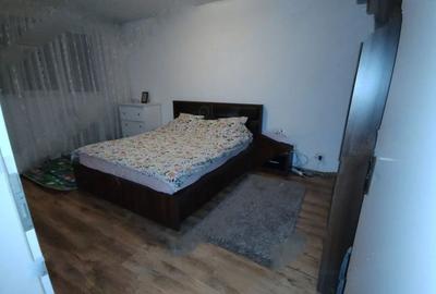 Apartament cu 3 camere decomandat, mobilat în Drumul Taberei - 2