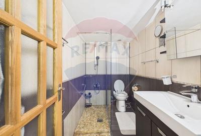 Casa / Vila zona Eroii Revolutiei - 19