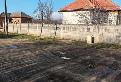 Casă cu 3 camere în Dâmbovița - 4