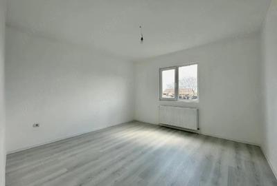 Casă cu Teren 2000 Mp în Central - 8