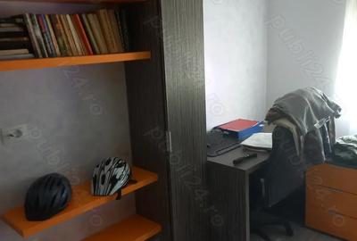 Schimb apartament 3 camere, transformat in 4, cu apartament 2 camere +diferen?a - 1